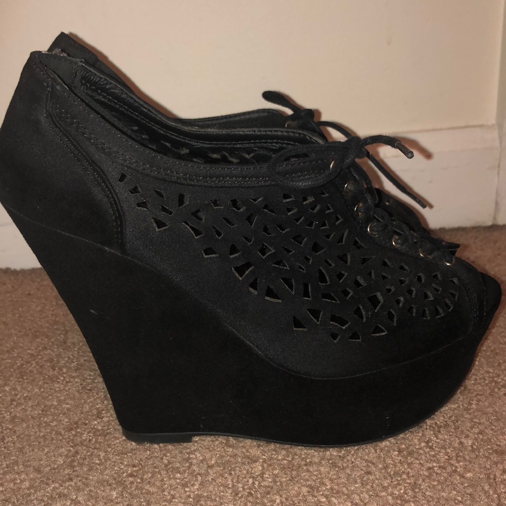 High Wedges - Picture 3 of 4